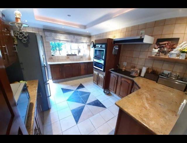 3 BEDROOM HOUSE FOR SALE IN MULBARTON